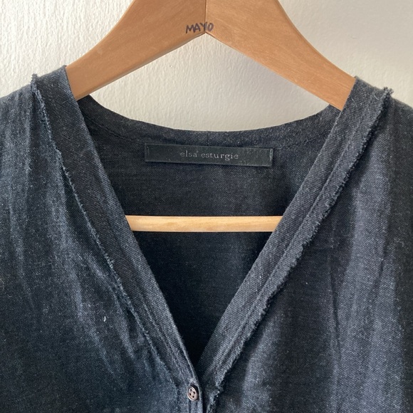 Beautiful Elsa Esturgie Top - Picture 2 of 6